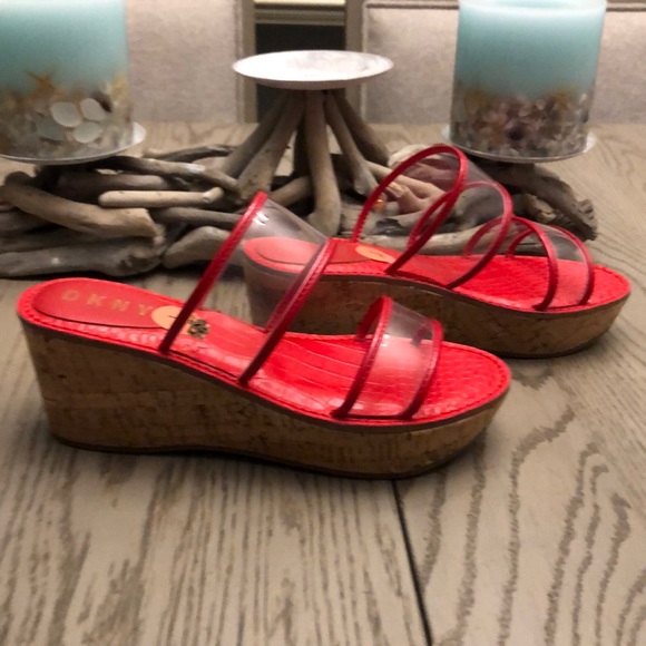 Sandals - Picture 2 of 4